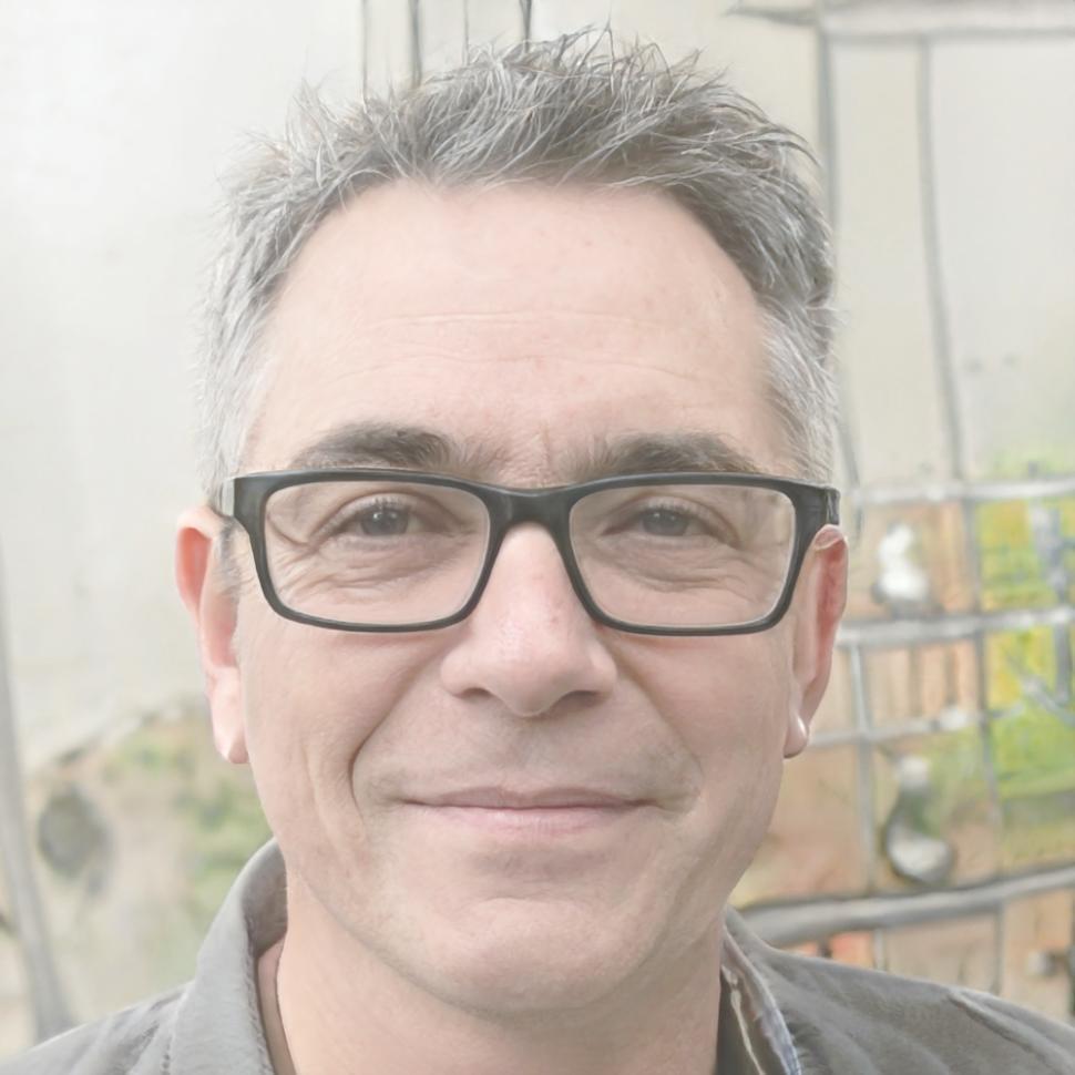 Budi Santoso, Senior Financial Analyst